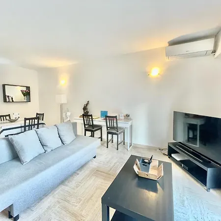 Arènes Appartement *